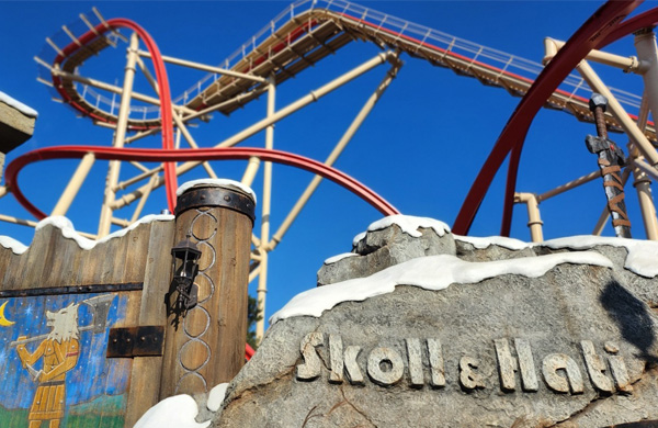 90 수직 다이브 코스터 드라켄!